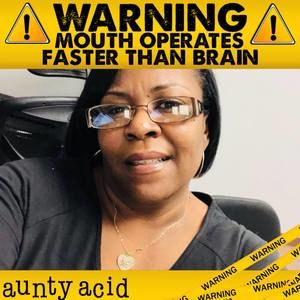 Meet your Posher, Angeline